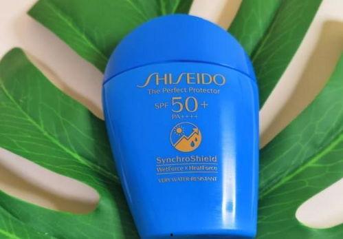 新爆料防晒霜怎么用视频,防晒霜的正确使用方法视频攻略